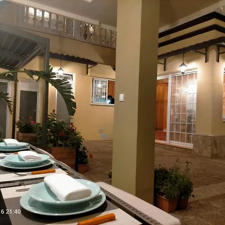 Alloggio in famiglia Casa Flores Del Mediterráneo Badalona