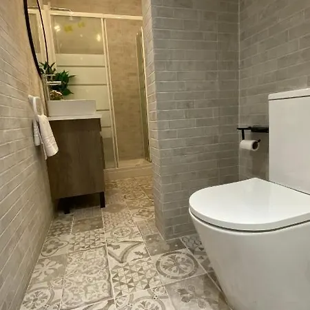 Casa Flores Del Mediterraneo 홈스테이