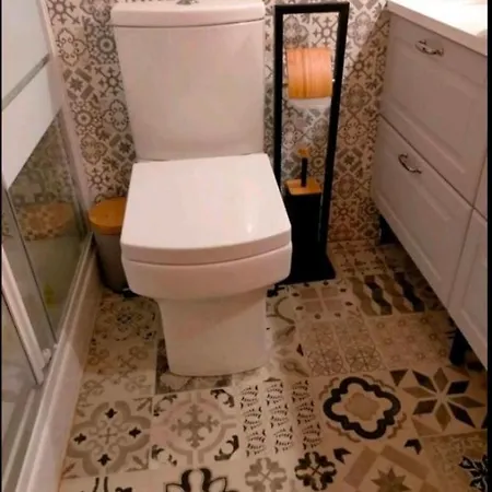 Casa Flores Del Mediterraneo Pansiyon Badalona