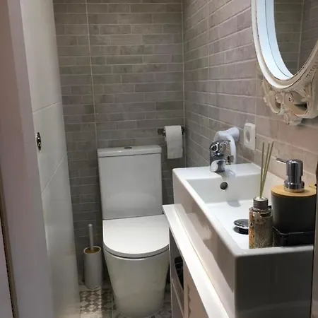 Casa Flores Del Mediterraneo Badalona