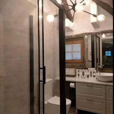 Casa Flores Del Mediterraneo * Badalona